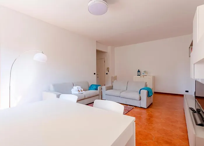 Joivy Chic Flat With Balcony