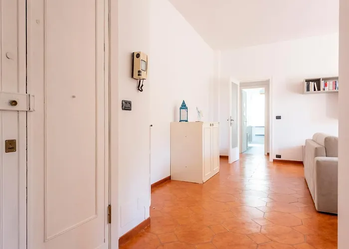 Joivy Chic Flat With Balcony Apartment