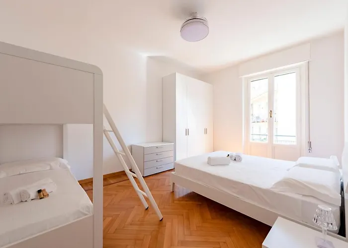 Joivy Chic Flat With Balcony Apartment